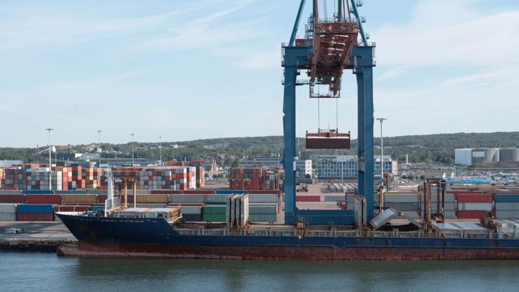 5g, AI, machine learning, sustainability, port, technology